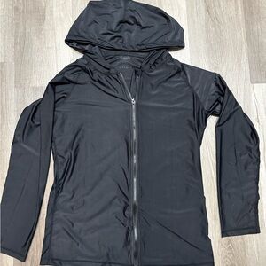 BesserBay Black Zip-Up Hoodie